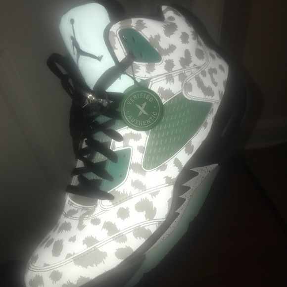 Jordan 5 Island Green main image 5